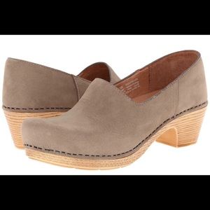 Dansko Marisol Clogs - Nubuck